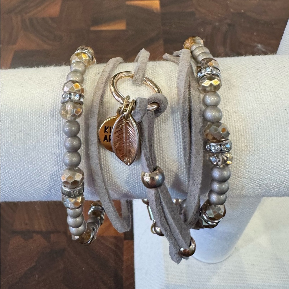 Kinsley Armelle mixed set of 3